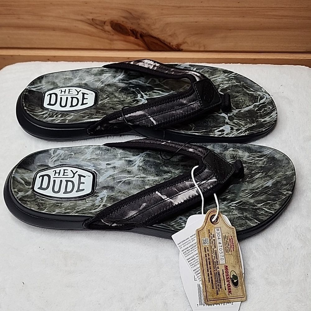 NWT Hey Dude Myers Flip Mossy Oak Fishing Size 8 - Picture 2 of 9